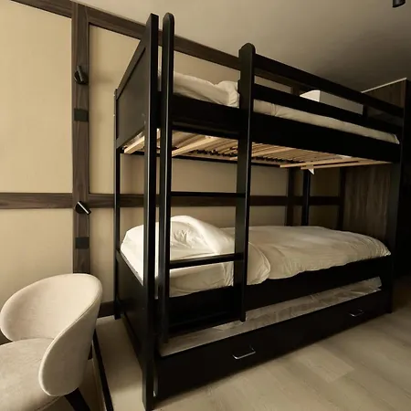 Bunk Bed Room With Sofa Bed דירה גנט