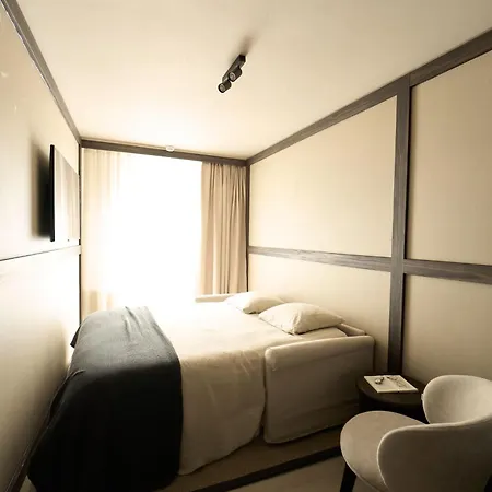 דירה Bunk Bed Room With Sofa Bed גנט